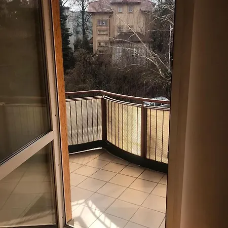 Ubytování v soukromí Budget Double Bed Private & Open Living Sofa Bed In Centre Lublin