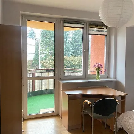 Budget Double Bed Private & Open Living Sofa Bed In Centre * Lublin